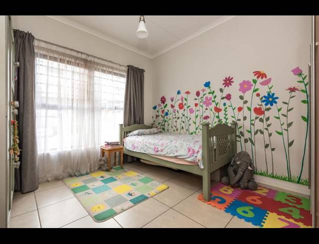 3 BEDROOM APARTMENT FOR SALE IN LINBRO PARK